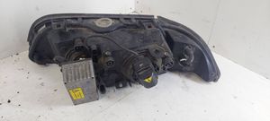 BMW 5 E39 Lampa przednia 010298