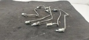 Toyota Avensis Verso Tuyau d'alimentation d'injecteur de carburant 