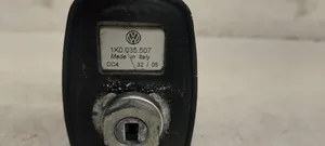 Volkswagen PASSAT B6 Antenna autoradio 1K0035507