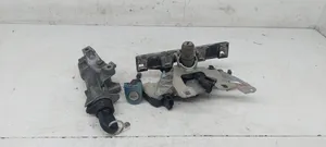 Volkswagen PASSAT B5 Lock set 4B0905851