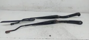 Subaru Forester SF Front wiper blade arm 