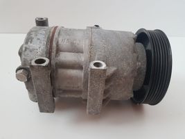 Hyundai Tucson TL Ilmastointilaitteen kompressorin pumppu (A/C) 97701D7300