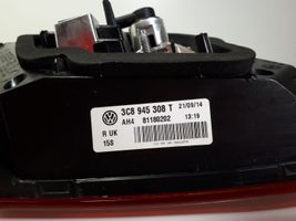 Volkswagen PASSAT CC Lampy tylnej klapy bagażnika 3C8945308T
