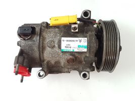 Peugeot 208 Ilmastointilaitteen kompressorin pumppu (A/C) 967865608002