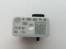 Mercedes-Benz C AMG W205 Czujnik uderzenia Airbag A0009057600