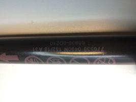 Toyota Yaris Ammortizzatore portellone posteriore/bagagliaio 689500D210