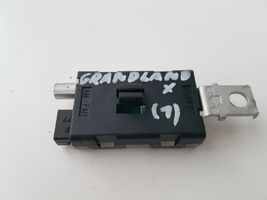 Opel Grandland X Amplificateur d'antenne 81637700