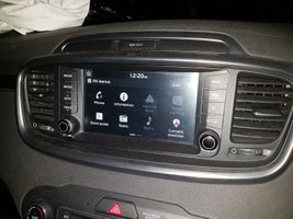 KIA Sorento Radio/CD/DVD/GPS-pääyksikkö 96560C5EB0WK