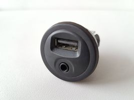 Peugeot 208 Connettore plug in USB 96647952XT