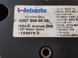 Mercedes-Benz C W204 Motore/attuatore A2079060600