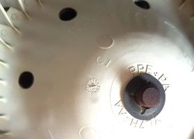 Mazda Tribute Pečiuko ventiliatorius/ putikas 19D583AA