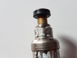 Mazda 323 F Inyector de combustible INP482