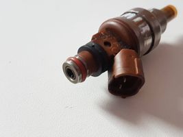 Mazda 323 F Injecteur de carburant INP482