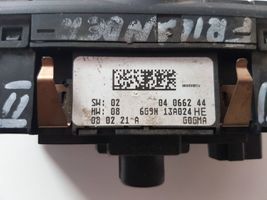 Land Rover Freelander 2 - LR2 Przełącznik świateł 6G9N13A024HE