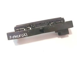 Jaguar F-Pace Zestaw przełączników i przycisków GX7314B790AL