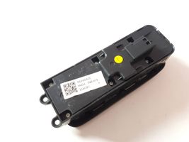 Volvo XC60 Electric window control switch 31343102