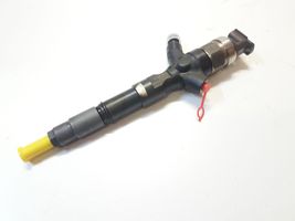 Toyota Hilux (AN10, AN20, AN30) Injecteur de carburant 2367030400