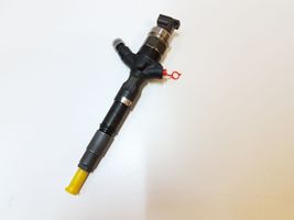 Toyota Hilux (AN10, AN20, AN30) Injecteur de carburant 2367030400