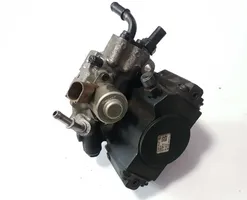 Mercedes-Benz E A207 Pompe d'injection de carburant à haute pression A6510701801