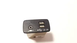 Subaru Forester SK Connettore plug in USB 86257VA130