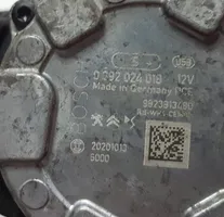 Citroen C5 Aircross Pompe à eau de liquide de refroidissement 9823813480