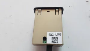 Subaru XV Разъем USB 86257FJ000