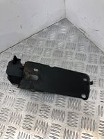 BMW 3 E90 E91 Staffa faro/fanale 51647117