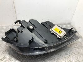 BMW X6 E71 Lampa przednia 16635100