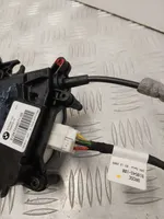 BMW 5 F10 F11 Siłownik elektryczny podnoszenia klapy tylnej / bagażnika 912935103