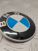 BMW 5 E60 E61 Emblemat / Znaczek 813237505