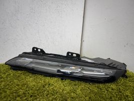 BMW 7 G70 Lampa przednia 9879935-11