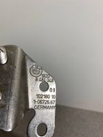 BMW X1 F48 F49 Äänenvaimentimen kannattimen pidin 8484348