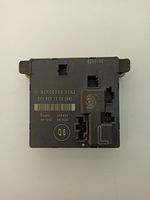 Mercedes-Benz E W211 Door control unit/module 2118201526