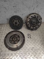 Audi A4 S4 B6 8E 8H Kit d'embrayage 