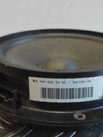 Mercedes-Benz ML W164 Enceinte de porte arrière A1648203002