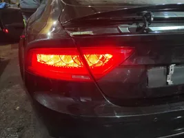 Audi A7 S7 4G Galinių žibintų komplektas 4G8945095