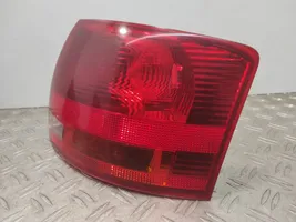 Audi A4 S4 B7 8E 8H Lampa tylna 8E9945096E