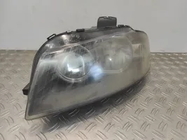 Audi A3 S3 8P Lampa przednia 