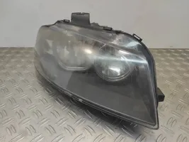 Audi A3 S3 8P Lampa przednia 8P0941004K