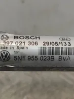 Volkswagen Tiguan Mechanizm i silniczek wycieraczek szyby przedniej / czołowej 5N1955023B