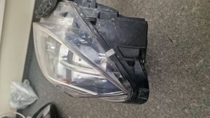 BMW X5 F15 Lampa przednia 1121161741