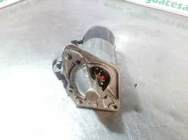 Opel Vivaro Starter motor 233003248R