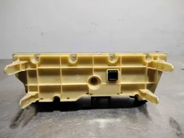 Toyota Prius (XW30) Panel klimatyzacji 75D726LH