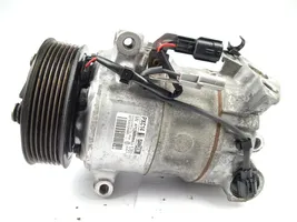 Renault Megane IV Ilmastointilaitteen kompressorin pumppu (A/C) 926001268R