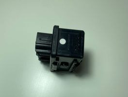 Subaru Forester SH Window wiper relay 86121FJ002