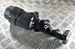 Mercedes-Benz GLA W156 Support de filtre à huile 70321178