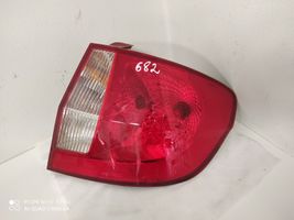 Hyundai Getz Luz trasera/de freno 082211936RR