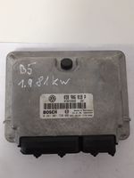 Volkswagen PASSAT B5.5 Dzinēja vadības bloks 038906018P