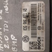 Volkswagen PASSAT B6 Calculateur moteur ECU 03G906021AB