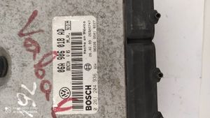 Volkswagen New Beetle Variklio valdymo blokas 06A906018AD